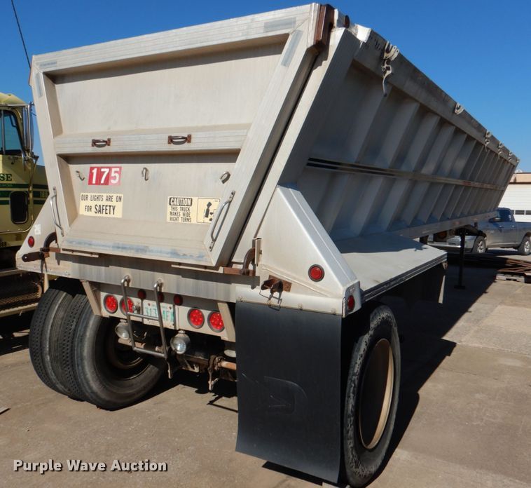 image for item DJ2294 1994 Vantage SV-96 end dump trailer