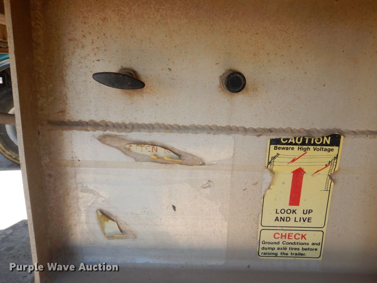 image for item DJ2294 1994 Vantage SV-96 end dump trailer