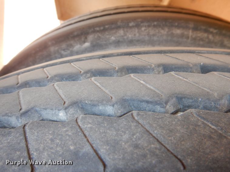 image for item DJ2294 1994 Vantage SV-96 end dump trailer