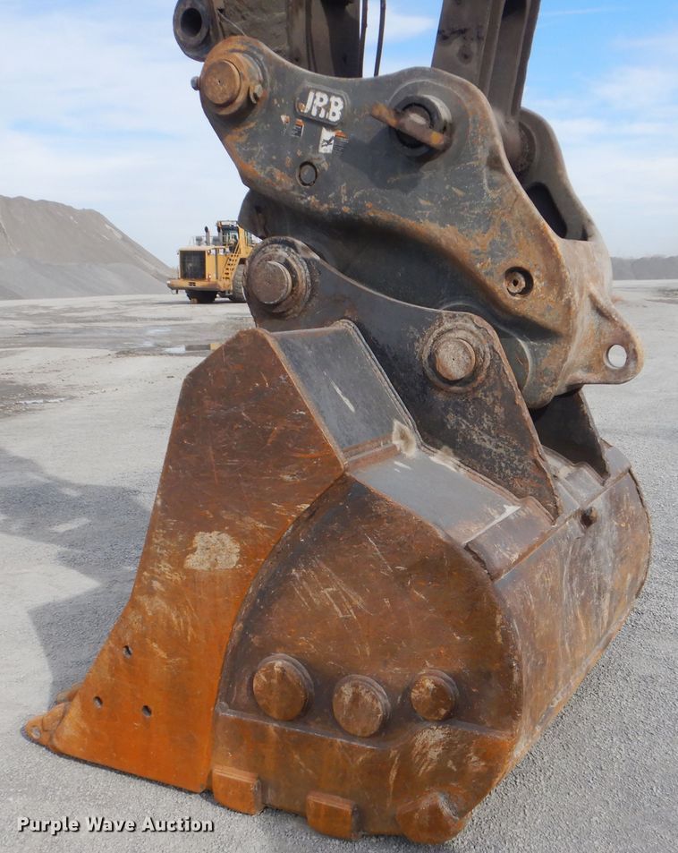 image for item DJ8511 2007 Volvo EC330B LC  excavator