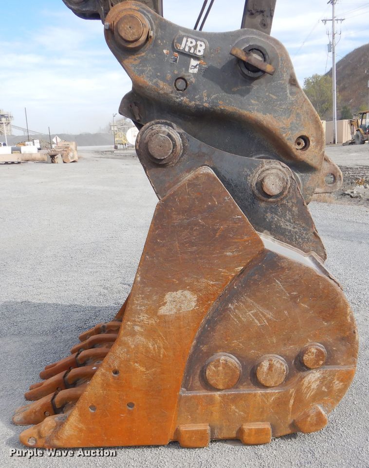 image for item DJ8511 2007 Volvo EC330B LC  excavator