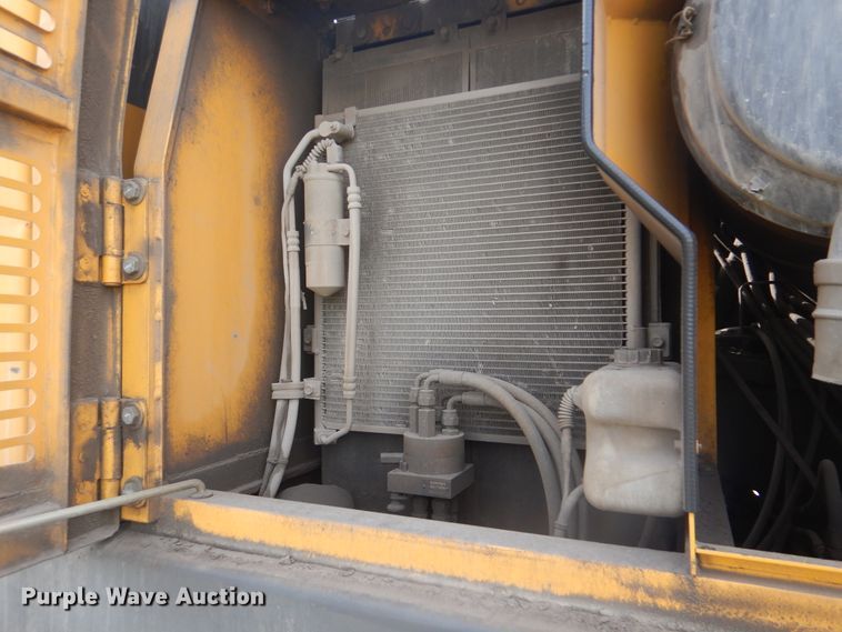 image for item DJ8511 2007 Volvo EC330B LC  excavator