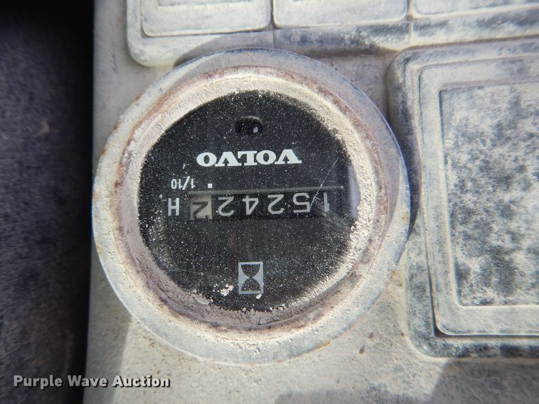 image for item DJ8511 2007 Volvo EC330B LC  excavator