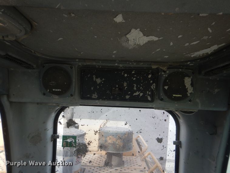 image for item DJ8511 2007 Volvo EC330B LC  excavator