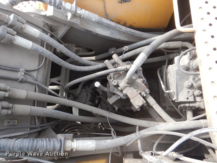 image for item DJ8511 2007 Volvo EC330B LC  excavator