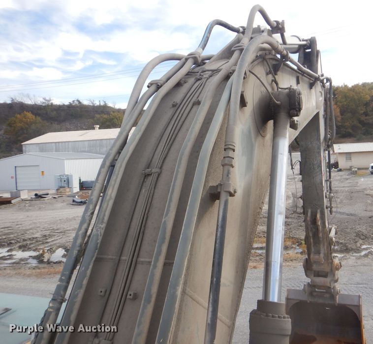 image for item DJ8511 2007 Volvo EC330B LC  excavator