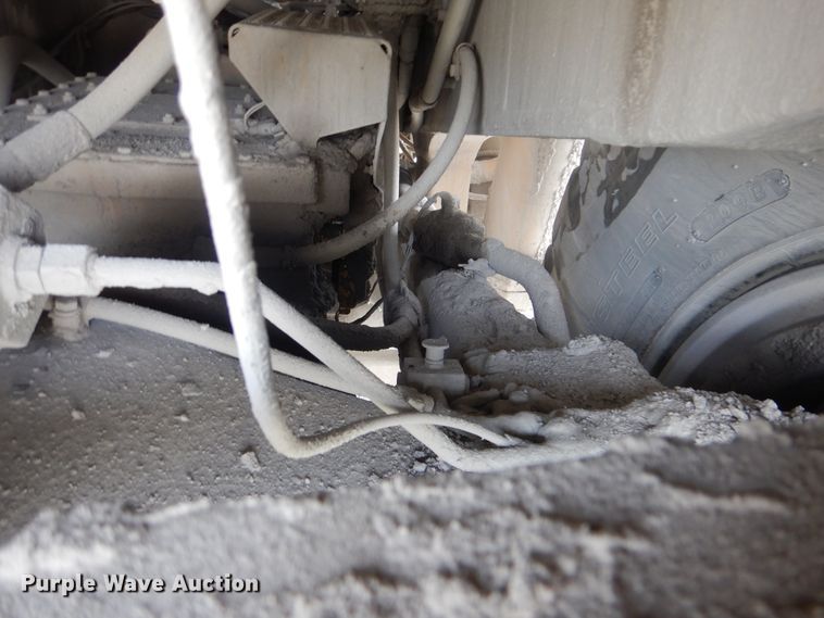 image for item DJ8512 2000 Caterpillar 773D  haul truck