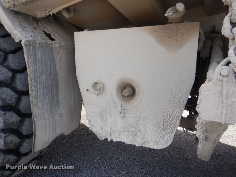 image for item DJ8512 2000 Caterpillar 773D  haul truck