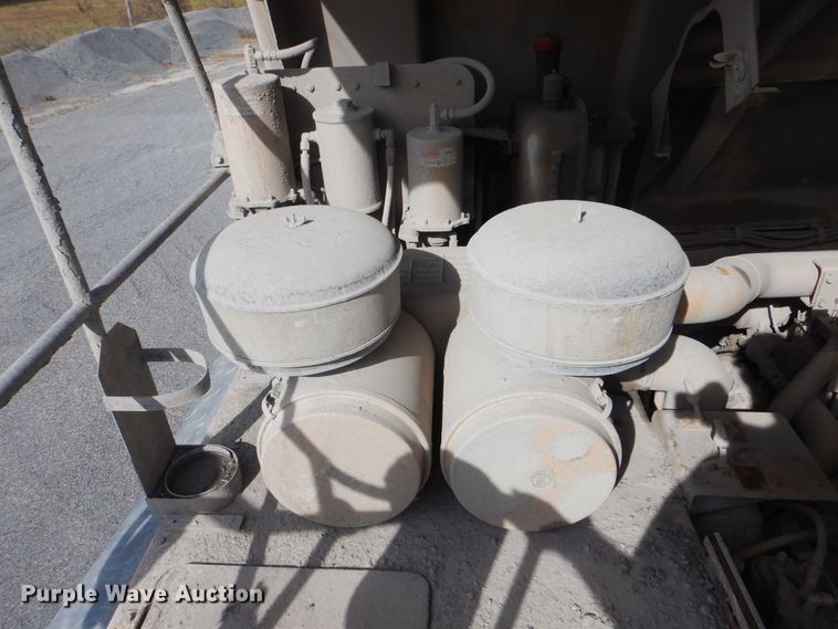 image for item DJ8512 2000 Caterpillar 773D  haul truck