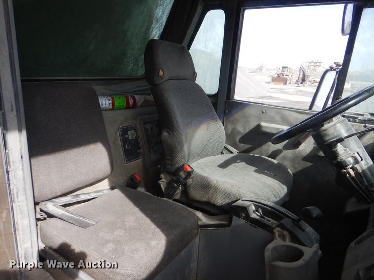 image for item DJ8512 2000 Caterpillar 773D  haul truck