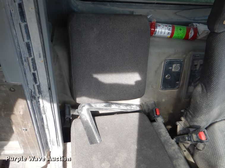 image for item DJ8512 2000 Caterpillar 773D  haul truck