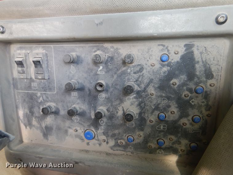 image for item DJ8512 2000 Caterpillar 773D  haul truck