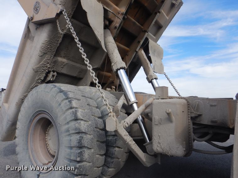 image for item DJ8512 2000 Caterpillar 773D  haul truck