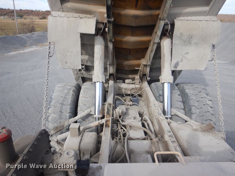 image for item DJ8512 2000 Caterpillar 773D  haul truck