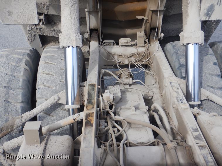 image for item DJ8512 2000 Caterpillar 773D  haul truck