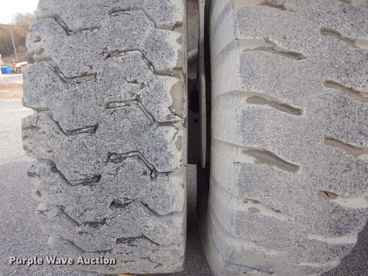 image for item DJ8512 2000 Caterpillar 773D  haul truck