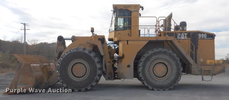 image for item DJ8513 2004 Caterpillar 990  wheel loader