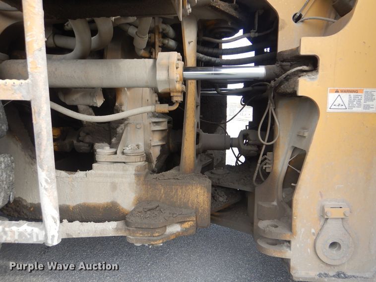 image for item DJ8513 2004 Caterpillar 990  wheel loader