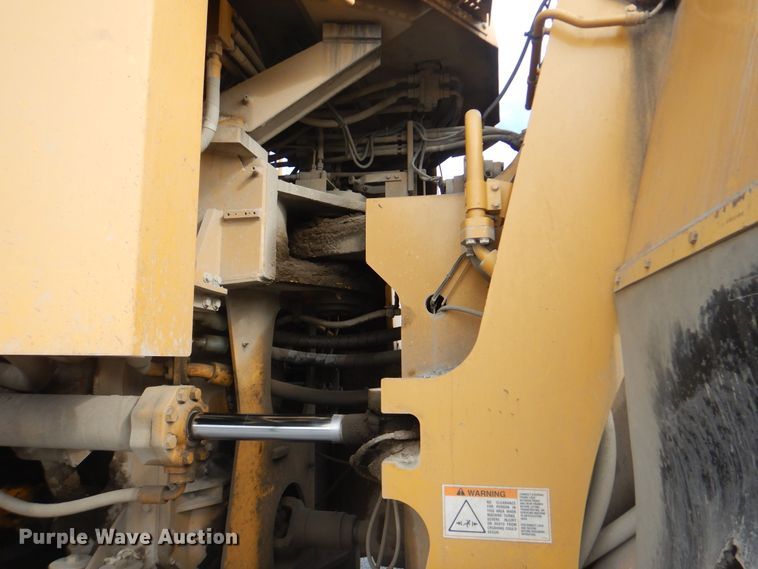 image for item DJ8513 2004 Caterpillar 990  wheel loader
