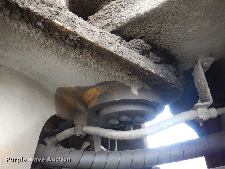 image for item DJ8513 2004 Caterpillar 990  wheel loader