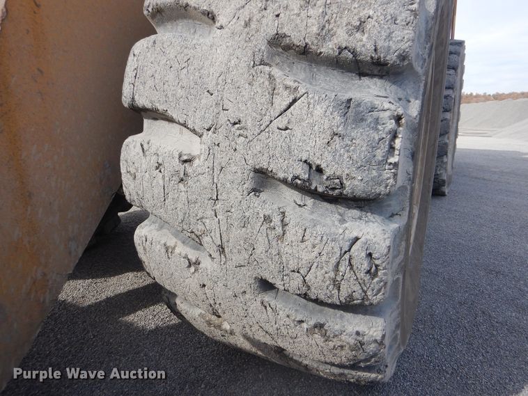 image for item DJ8513 2004 Caterpillar 990  wheel loader