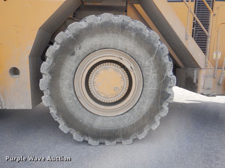 image for item DJ8513 2004 Caterpillar 990  wheel loader