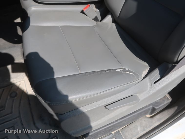 image for item HW9058 2015 Chevrolet Silverado 2500HD  pickup truck