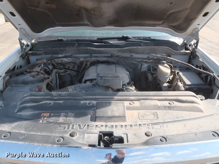 image for item HW9058 2015 Chevrolet Silverado 2500HD  pickup truck