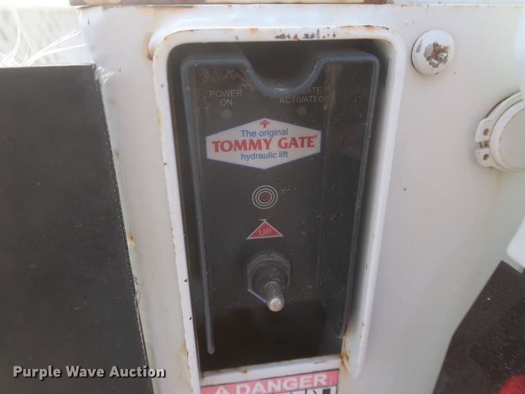 image for item HW9058 2015 Chevrolet Silverado 2500HD  pickup truck