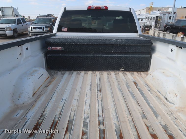 image for item HW9058 2015 Chevrolet Silverado 2500HD  pickup truck