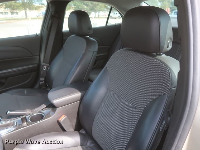 image for item HW9059 2015 Chevrolet Malibu LT