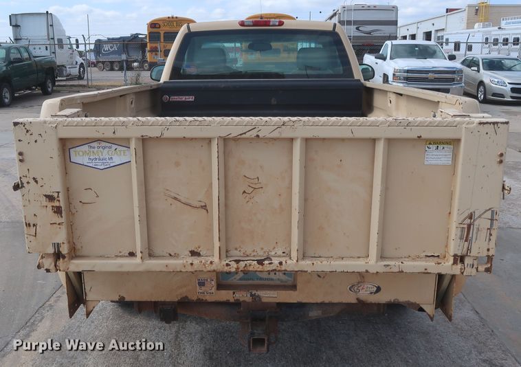 image for item HW9060 2010 Chevrolet Silverado 2500HD  pickup truck