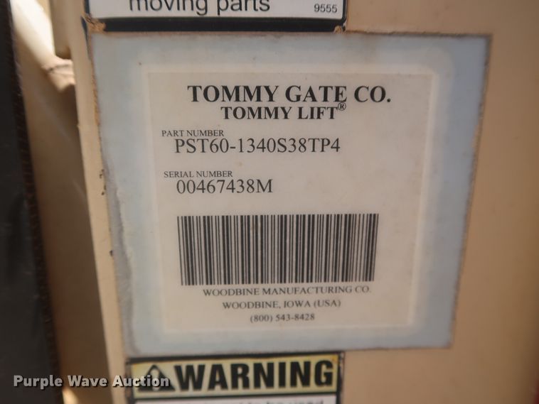 image for item HW9060 2010 Chevrolet Silverado 2500HD  pickup truck