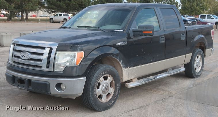 image for item HW9061 2009 Ford F150 XLT  SuperCrew pickup truck