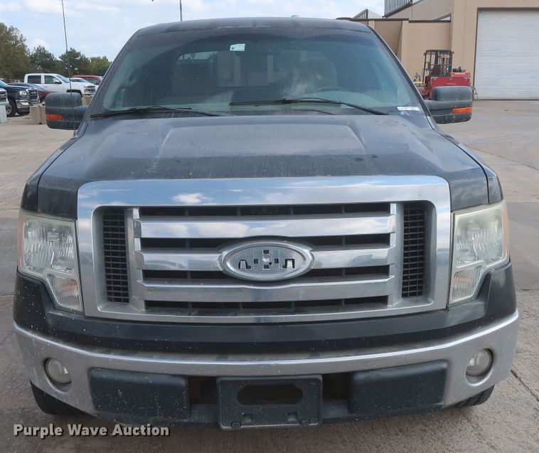 image for item HW9061 2009 Ford F150 XLT  SuperCrew pickup truck