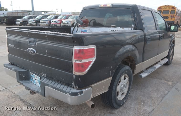 image for item HW9061 2009 Ford F150 XLT  SuperCrew pickup truck