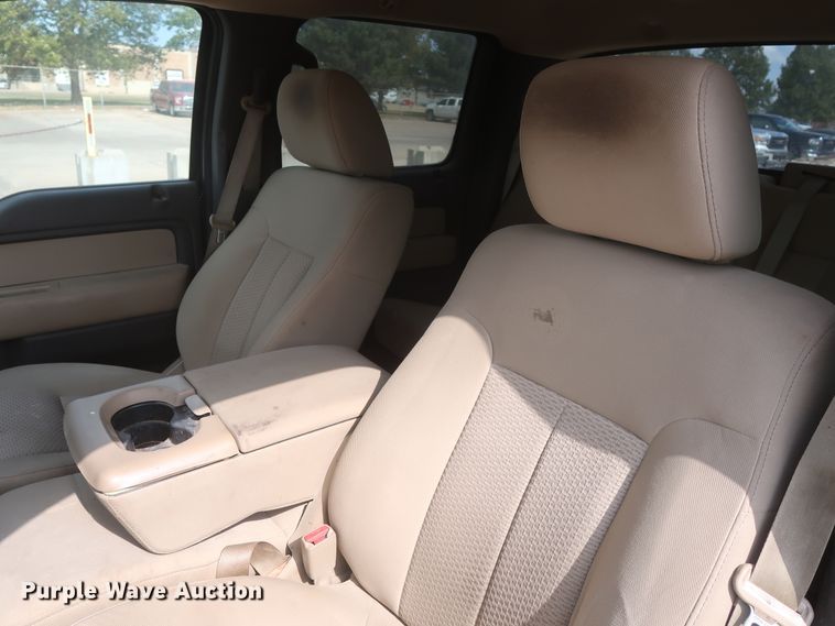 image for item HW9061 2009 Ford F150 XLT  SuperCrew pickup truck