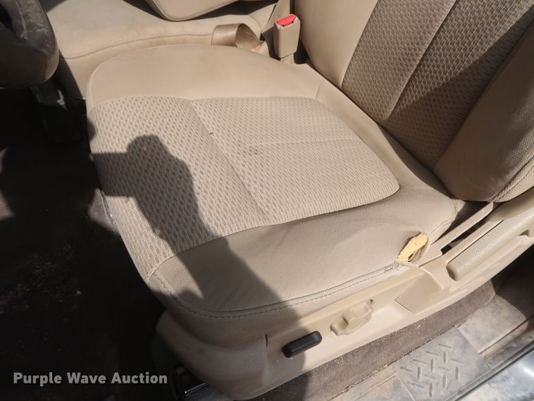 image for item HW9061 2009 Ford F150 XLT  SuperCrew pickup truck