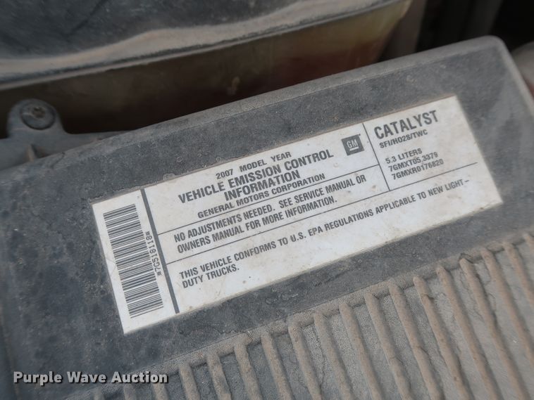 image for item HW9062 2007 Chevrolet Silverado 1500 LT  Crew Cab pickup truck