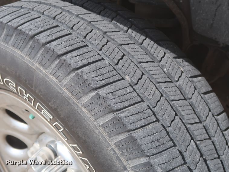 image for item HW9062 2007 Chevrolet Silverado 1500 LT  Crew Cab pickup truck