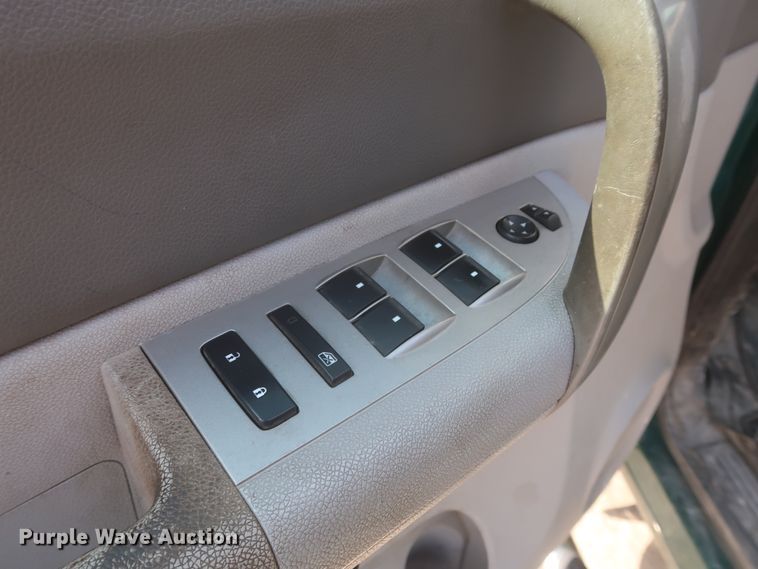 image for item HW9063 2009 Chevrolet Silverado 2500HD  Ext. Cab pickup truck