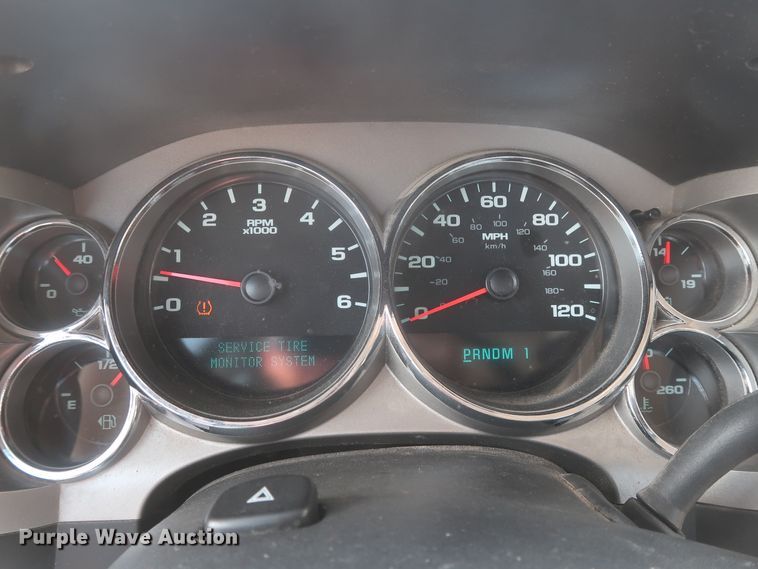 image for item HW9063 2009 Chevrolet Silverado 2500HD  Ext. Cab pickup truck