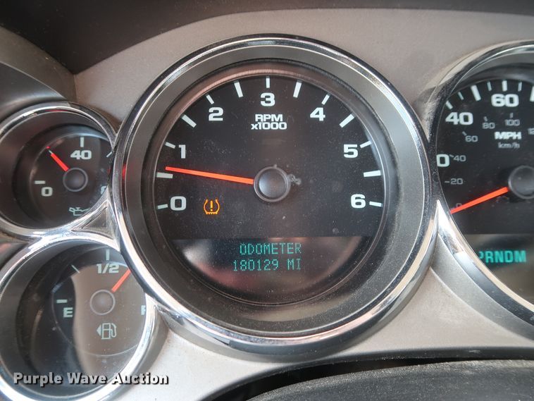 image for item HW9063 2009 Chevrolet Silverado 2500HD  Ext. Cab pickup truck