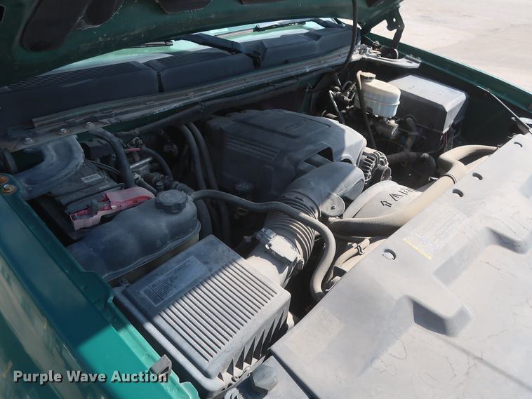 image for item HW9063 2009 Chevrolet Silverado 2500HD  Ext. Cab pickup truck