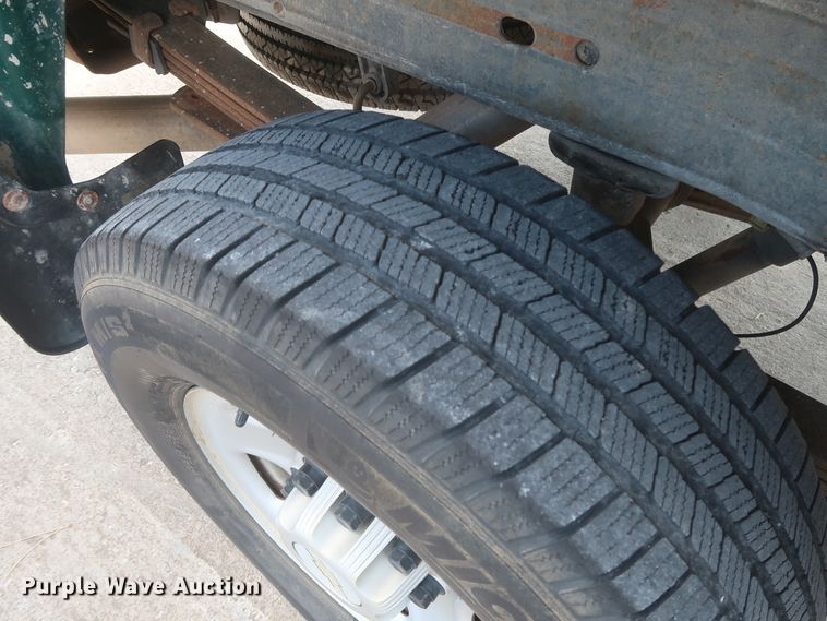 image for item HW9063 2009 Chevrolet Silverado 2500HD  Ext. Cab pickup truck