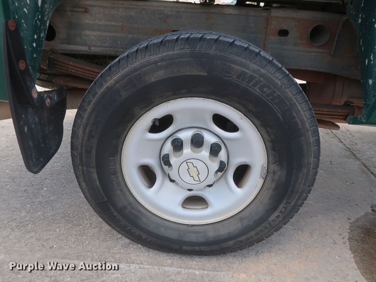 image for item HW9063 2009 Chevrolet Silverado 2500HD  Ext. Cab pickup truck