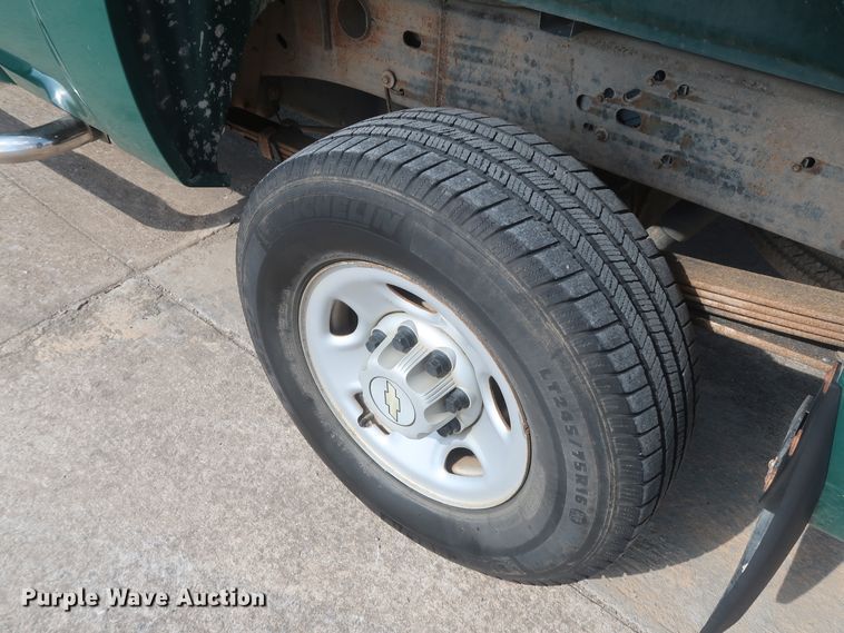 image for item HW9063 2009 Chevrolet Silverado 2500HD  Ext. Cab pickup truck