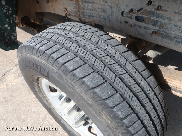 image for item HW9063 2009 Chevrolet Silverado 2500HD  Ext. Cab pickup truck