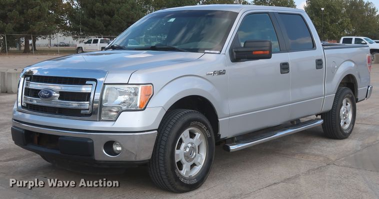image for item HW9064 2013 Ford F150 XLT  SuperCrew pickup truck