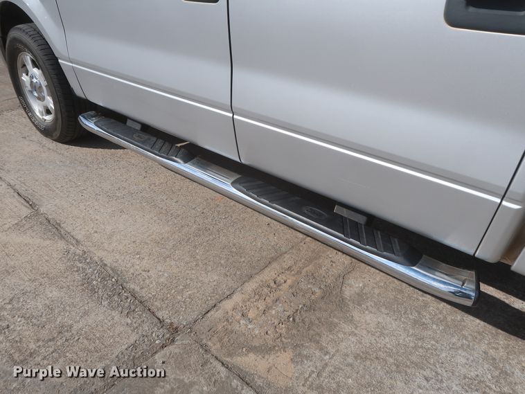 image for item HW9064 2013 Ford F150 XLT  SuperCrew pickup truck